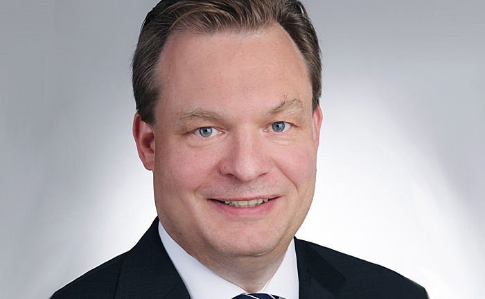 Thies Clemenz: War von 2005 bis 2017 in verschiedenen Funktionen für die HSBC Gruppe tätig. 