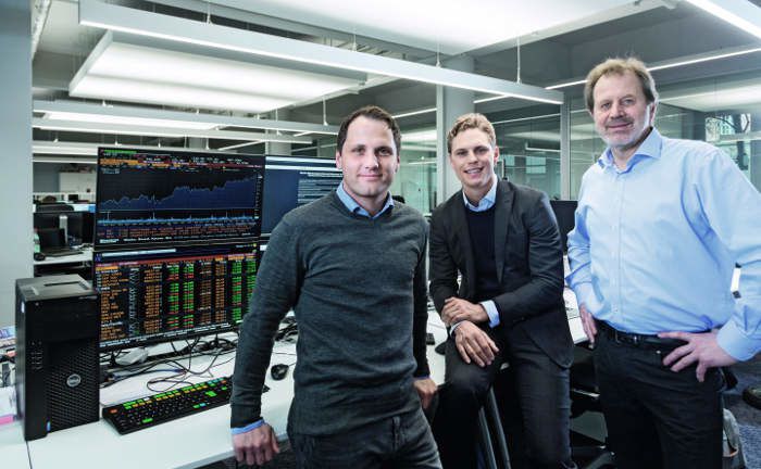 Die Köpfe hinter Scalable Capital (v.l.): Die Geschäftsführer Florian Prucker und Erik Podzuweit und der wissenschaftliche Beirat Stefan Mittnik.