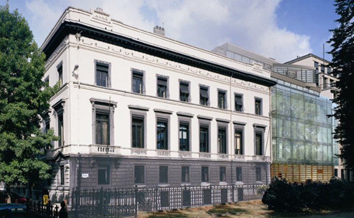 Brüsseler Hauptsitz von Degroof Petercam. Die belgische Privatbank streckt ihre Fühler jetzt noch intensiver in Richtung deutscher institutioneller Investoren aus.