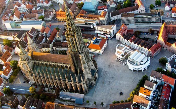 Blick auf das gotische Münster, Wahrzeichen der Stadt Ulm: In der Donaustadt hat der Vermögensverwalter Capitell jetzt seinen sechsten Standort eröffnet.
