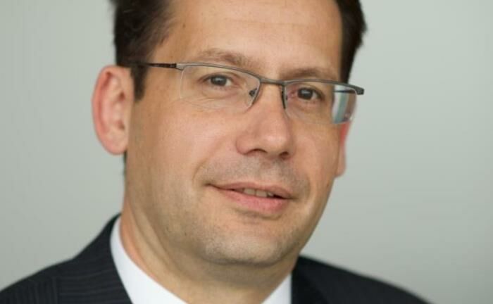 Elmar Peters, Fondsmanager bei Flossbach von Storch: „Die Dividenden vieler Unternehmen liegen weit über den Renditen, die mit den Kupons sicherer Anleihen derzeit möglich erscheinen.“