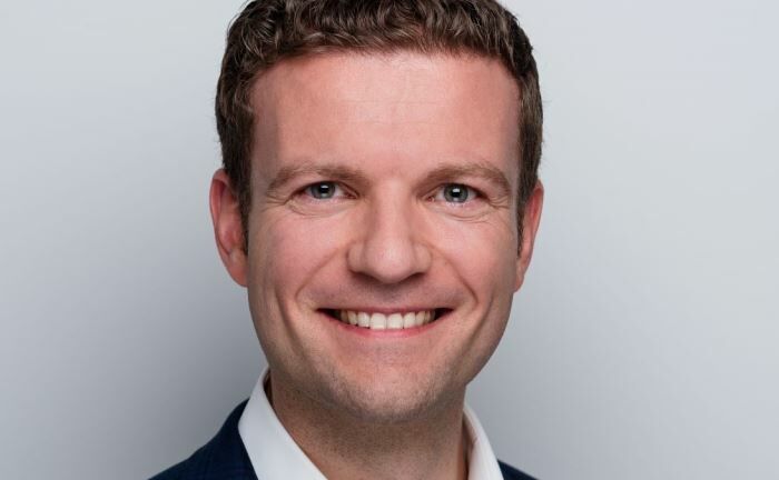 Martin Klatt verfügt über mehr als zehn Jahre Erfahrung in den Bereichen Vermögensanlage, Risikoabsicherung, Immobilien und Nachfolgeplanung.