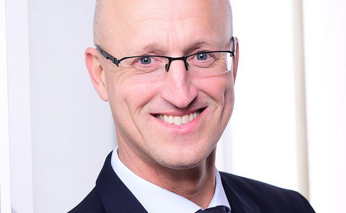 Dirk Wiebusch berät seit mehr als 25 Jahren Familienunternehmen und Unternehmerfamilien.
