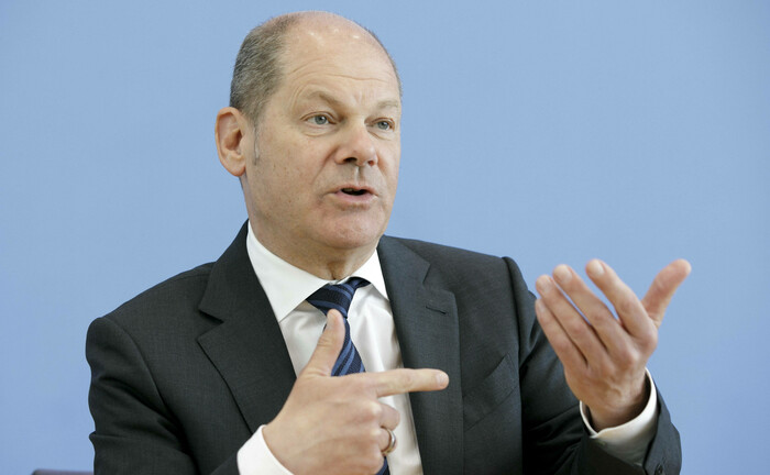 Vizekanzler und Finanzminister Olaf Scholz: Das Bundesfinanzministerium greift gemeinnützigen Organisationen in der Corona-Krise unter die Arme. | © imago images / photothek