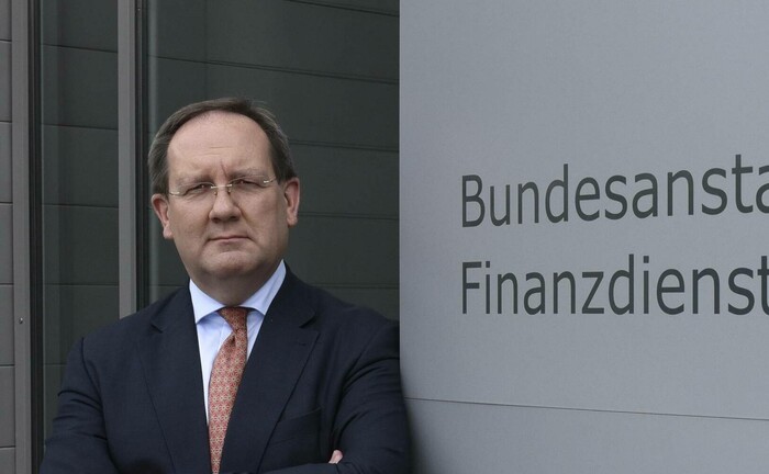 Felix Hufeld ist Präsident der Bafin. Die Aufsichtsbehörde plant zwei neue Rundschreiben für Pensionskassen und Pensionsfonds.  | © imago images / sepp spiegl