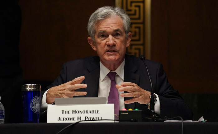 Fed-Chef Jerome Powell: Die US-Notenbank will bei der Ermittlung ihres Inflationsziels statt der hergebrachten Jahressicht nun längere Zeiträume in den Blick nehmen. | © imago images / MediaPunch 