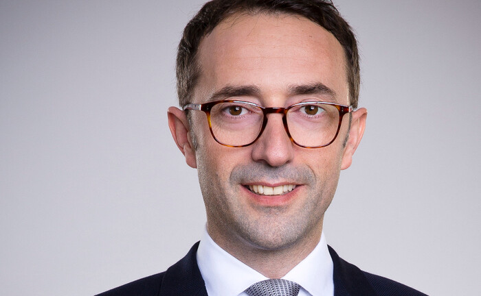 Milot Hasaj ist Portfoliomanager bei der Lampe Asset Management
