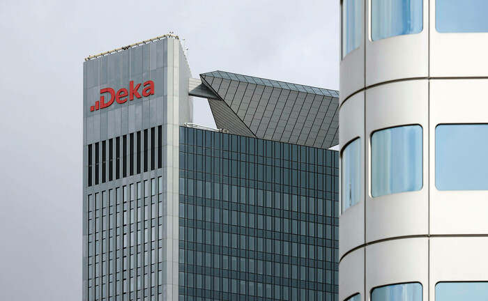 Die Deka Bank in Frankfurt am Main: Die Bank hat eine neue Plattform für Krypto-Wertpapiere auf den Markt gebracht. | © Imago Images / Future Image