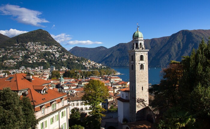 Blick über Lugano: Die Kunden der Quintet Privatbank aus dem Schweizer Markt gehen an eine Bank, die eigentlich in Lugano ihren Hauptsitz hat. Profitieren soll aber die Zürcher Niederlassung. | © Pixabay