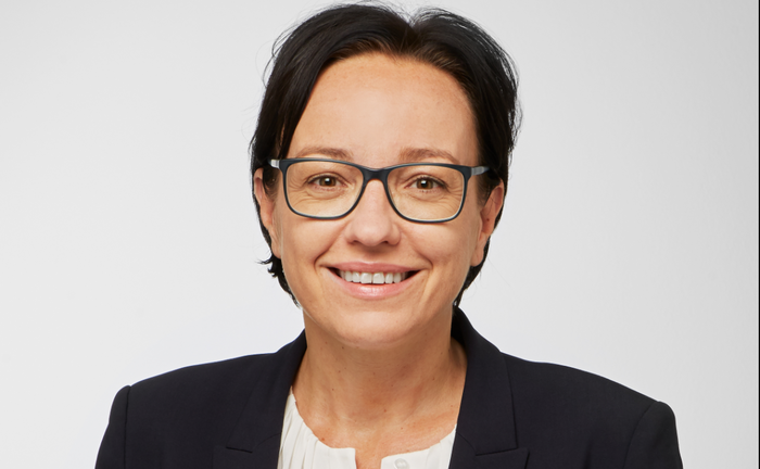 Katja Müller von Universal-Investment: „Angesichts steigender regulatorischer Anforderungen, stellen sich immer mehr Asset Manager die ,Make or Buy‘-Frage.“ | © Universal Investment: