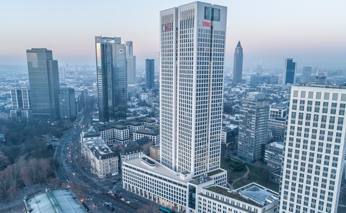 Der Sitz der UBS in Frankfurt am Main: Die Schweizer Großbank räumte bei den Euromoney-Rankings gleich zehn Preise für das Private Banking und das Wealth Management ab. | © UBS