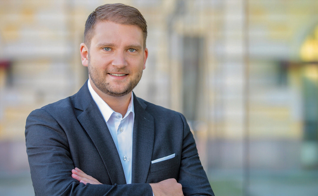 Christian Hassel ist Bereichsvorstand Wealth Management und Private Banking bei der Commerzbank