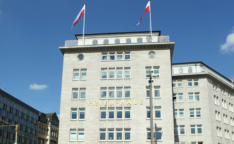 Das Prien-Haus am Hamburger Jungfernstieg: Hier sitzt das Multi Family Office Kontora. | © imago images/Hanno Bode