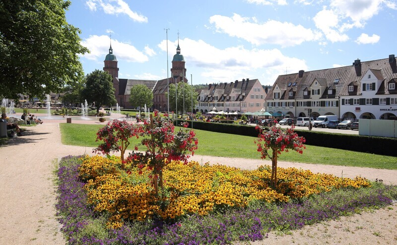 Der Marktplatz von Freudenstadt: Die Volksbank im Landkreis Freudenstadt sucht einen Leiter Private Banking.