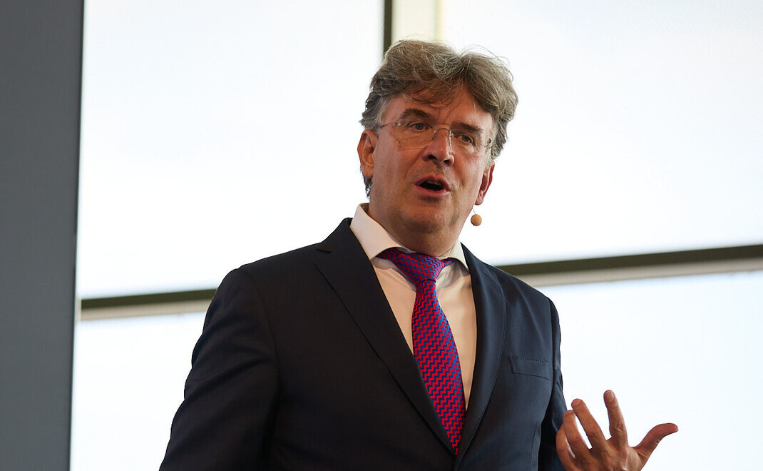 Frank Fischer, hier beim private banking kongress: Er verlässt die Shareholder Value Beteiligungen.