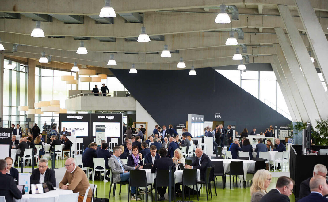 Genug Raum f&uuml;r Gespr&auml;che: Das Cruise Center in Altona passt perfekt zum private banking kongress.