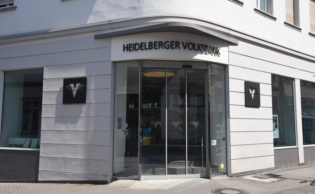 Geschäftsstelle der Heidelberger Volksbank: Die eigene Vermögensverwaltungstochter hat keine Bafin-Lizenz mehr, künftig arbeitet das Institut mit der DZ Privatbank zusammen.
