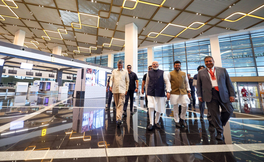 Indiens Staatschef Narendra Modi besichtigt einen neu er&ouml;ffneten Flughafen im indischen Bundesstaat Andhra Pradesh