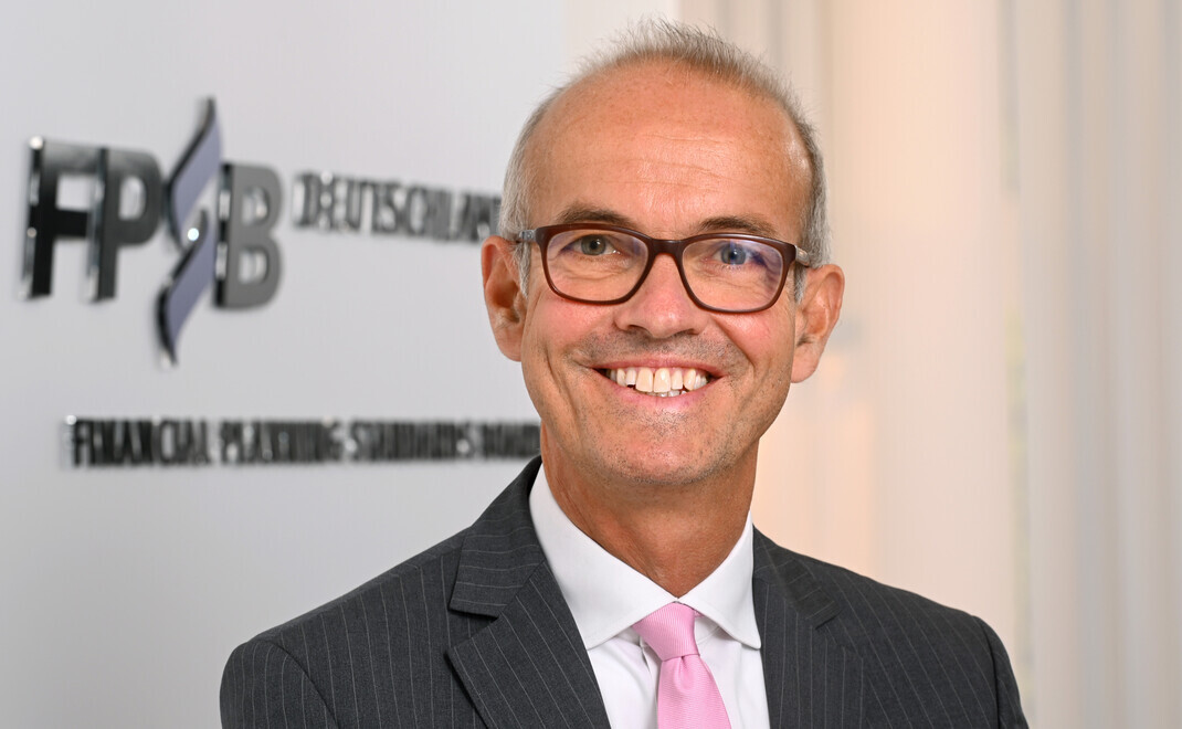 Maximilian Kleyboldt vom FPSB: Erbschleicherei lässt sich in der Beratungspraxis des Private Wealth Management teilweise erkennen und verhindern.