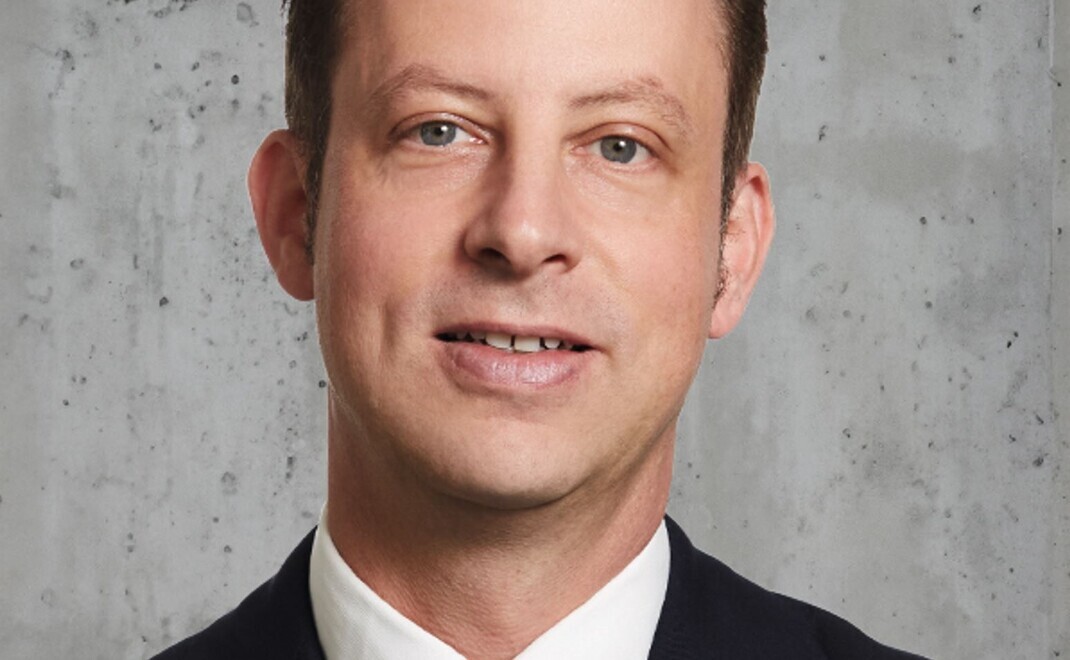 Michael Schad von Coller Capital: „Die Attraktivität von Credit Secondaries wird in dieser Ausgabe des Barometers deutlich und wir glauben, dass diese Anlageklasse das Interesse von LPs auf der ganzen Welt geweckt hat.“
