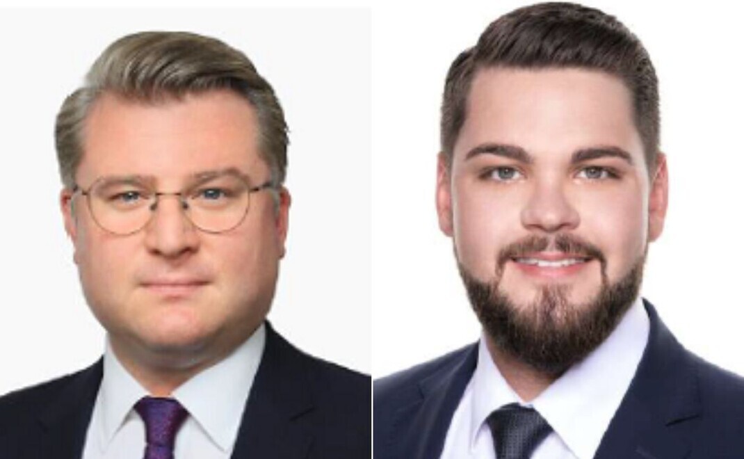 Patrick Gruber (links) und Marcel Heckelmann arbeiten bei der St. Galler Kantonalbank in Frankfurt als Kundenberater.