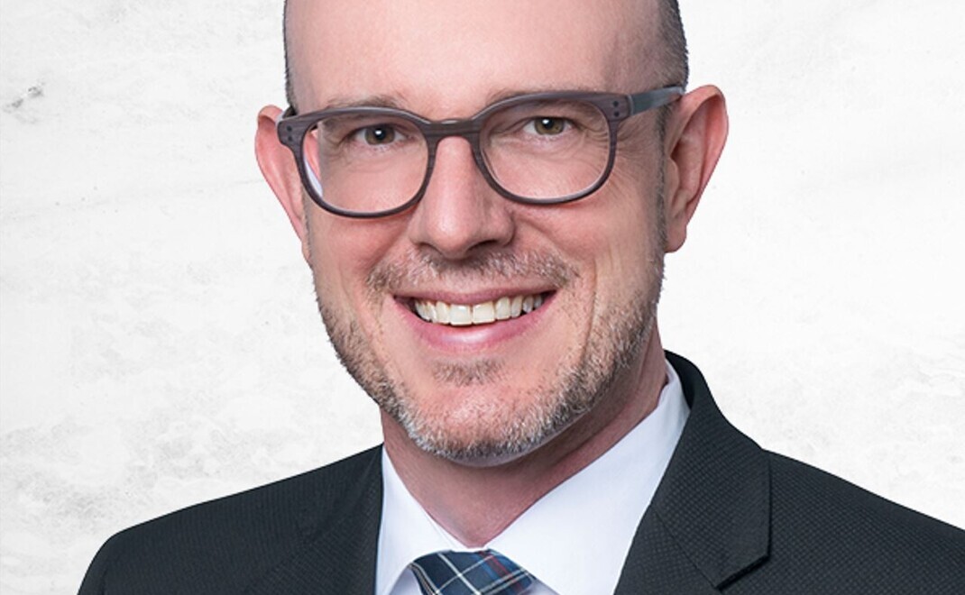 Thomas Schaffner, Senior Partner bei Synpulse und Mitautor der Studie: „Es wird erwartet, dass Banken und Vermögensverwalter im Jahr 2024 der digitalen Transformation Priorität einräumen werden.“