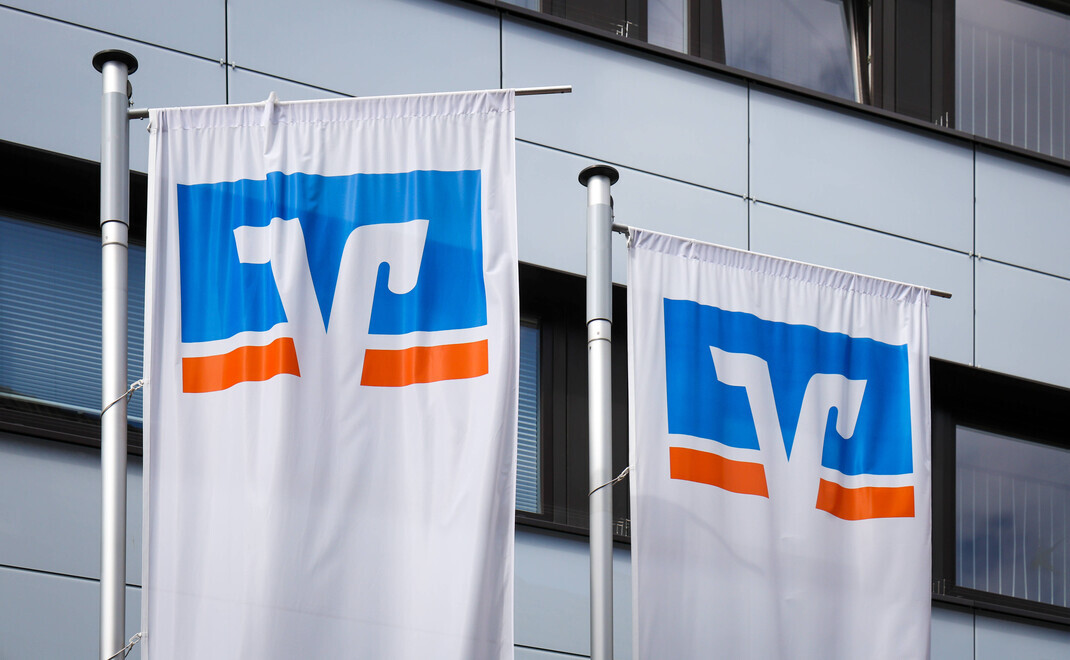 Volks- und Raiffeisenbanken haben in den Tarifverhandlungen ein Gehaltsplus von elf Prozent vereinbart.