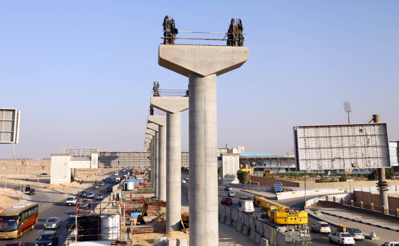 Baustelle für die Einschienenbahn Cairo Monorail in Ägyptens Hauptstadt: Das Projekt wurde auch durch einen Green Bond finanziert, den der Staat 2020 emittierte.